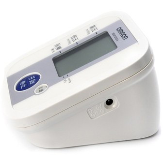 “欧姆龙”电子血压计HEM-8102