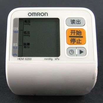 欧姆龙电子血压计HEM-6200型 手腕式
